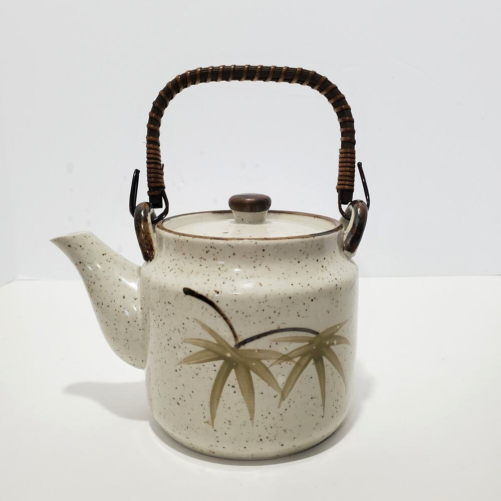 Vtg Tea Kettle Pottery Hand Painted Bamboo “Extra Touch FTD USA” Woven Handle